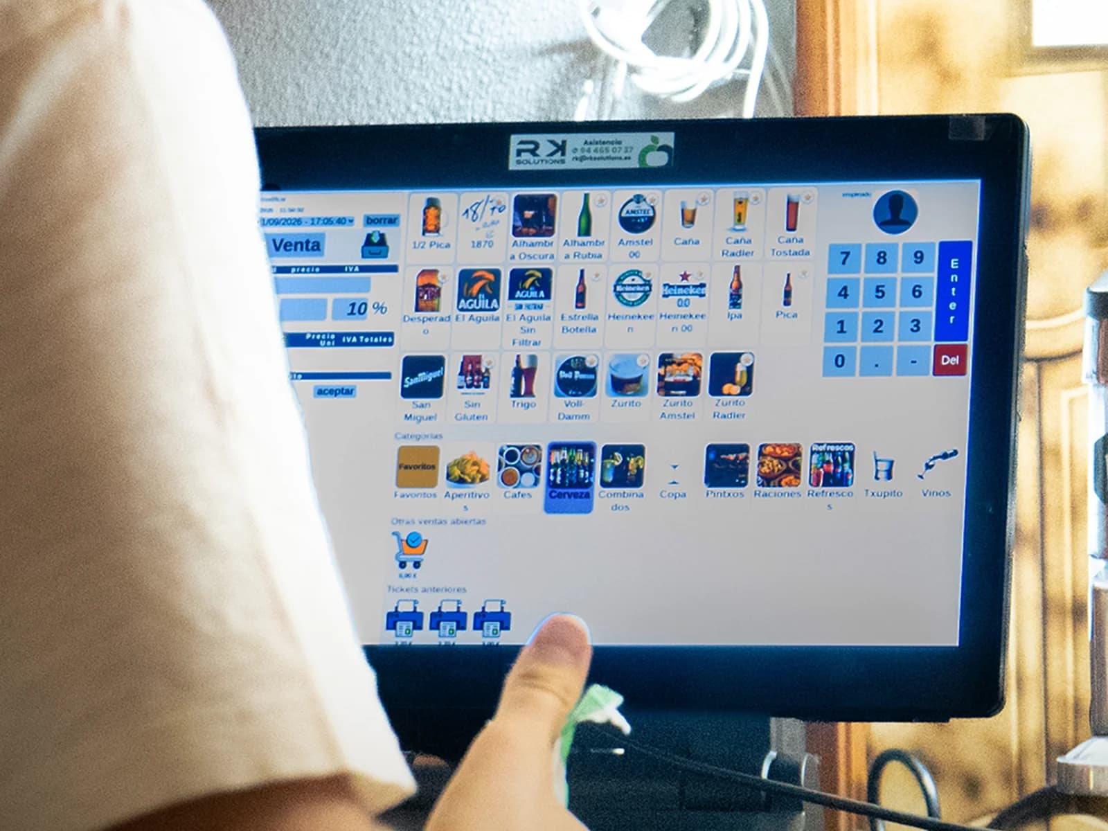 Pantalla de venta de un negocio con la marca de RK Solutions